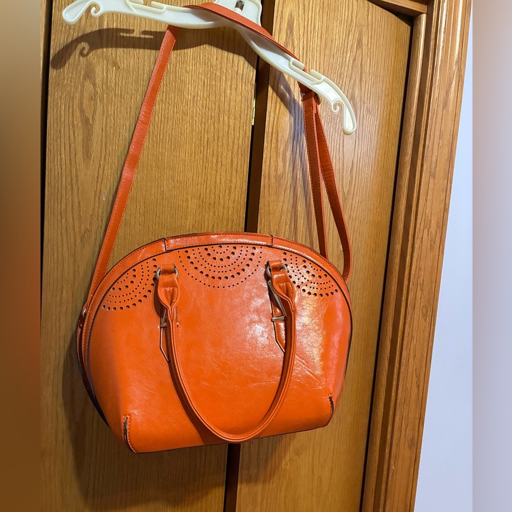 Elegant Orange Shoulder Bag